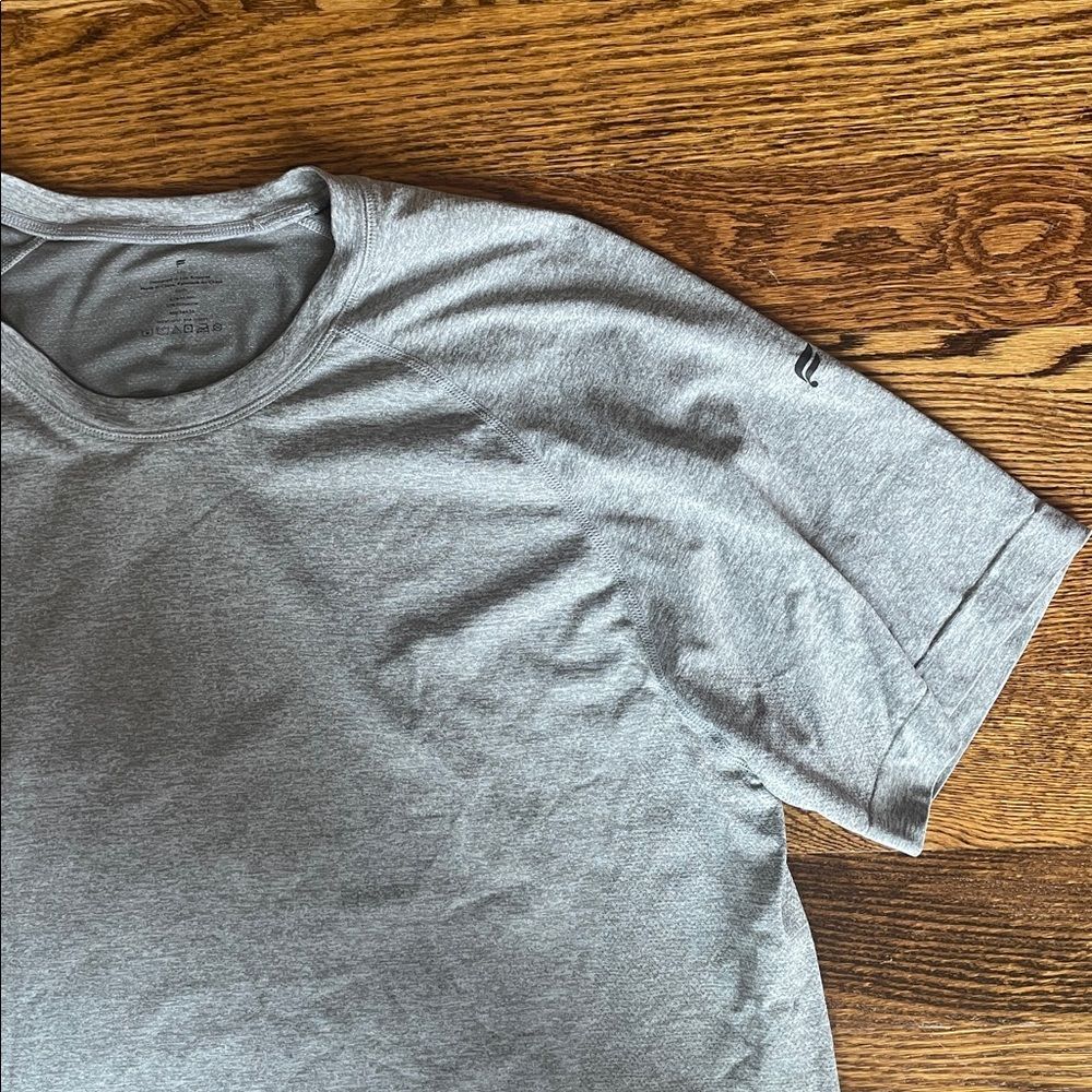 Fabletics Training Day Mid Gray Heather Athletic Tee Size Xxl View 5